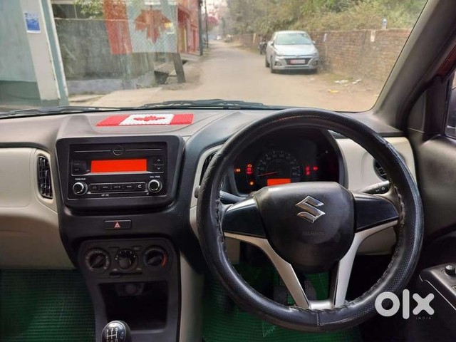 Second-hand 2022 Maruti Wagon R VXI for sale in Darjeeling-5