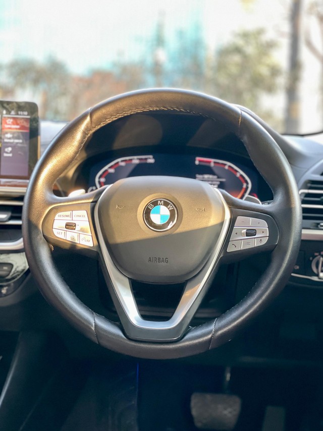 Second-hand 2023 BMW X3 xDrive20d Luxury Edition for sale in New Delhi-17