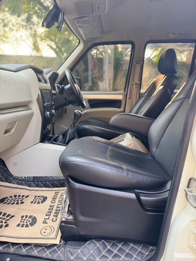 Second-hand 2022 Mahindra Scorpio S11 for sale in New Delhi-13