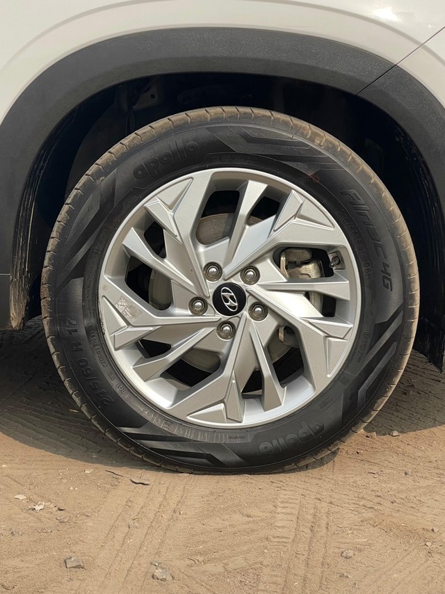 Second-hand 2023 Hyundai Creta SX IVT for sale in New Delhi-7