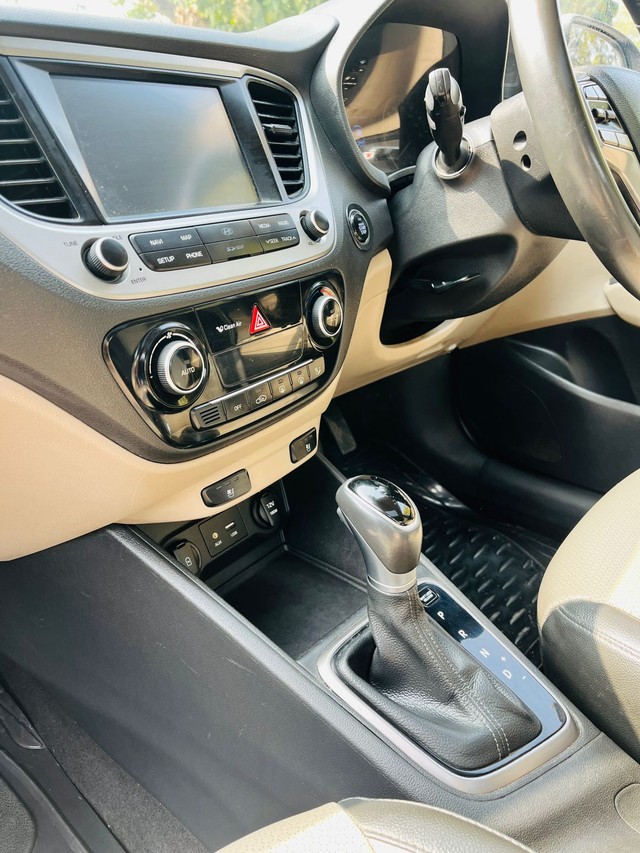 Second-hand 2018 Hyundai Verna VTVT 1.6 AT SX Option for sale in New Delhi-10