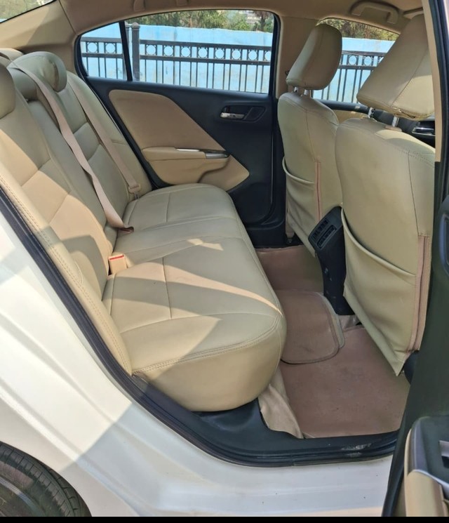 Second-hand 2015 Honda City i VTEC V for sale in Mumbai-7