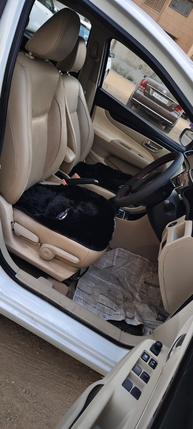 Second-hand 2014 Maruti Suzuki Ciaz ZDi for sale in Rajkot-10