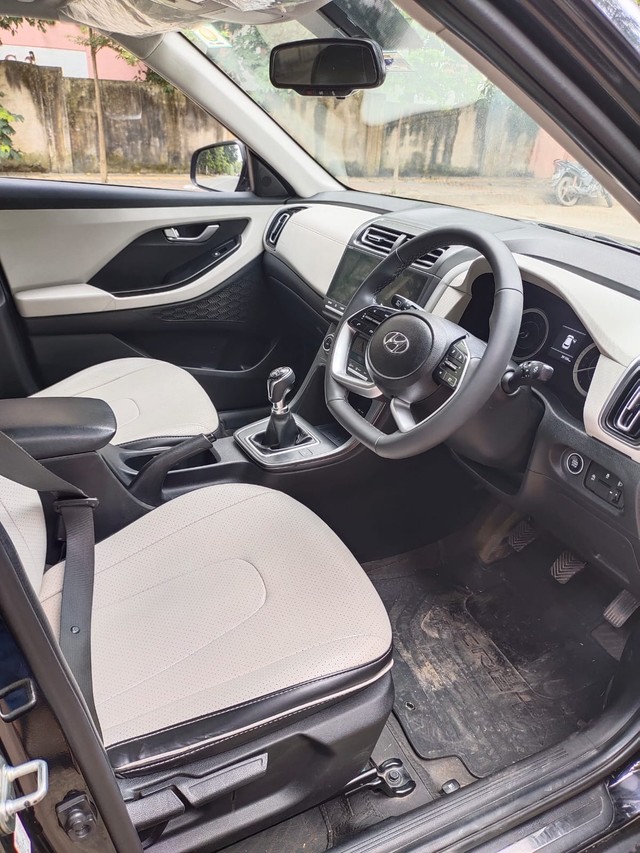 Second-hand 2023 Hyundai Creta SX Diesel for sale in Pune-5