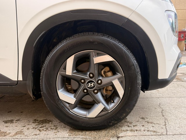 Second-hand 2020 Hyundai Venue SX Diesel for sale in Thane-7