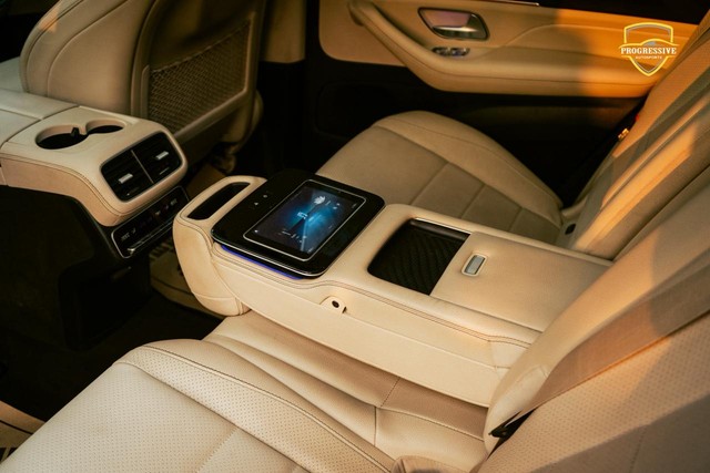 Second-hand 2021 Mercedes-Benz GLS 450 4MATIC BSVI for sale in New Delhi-6