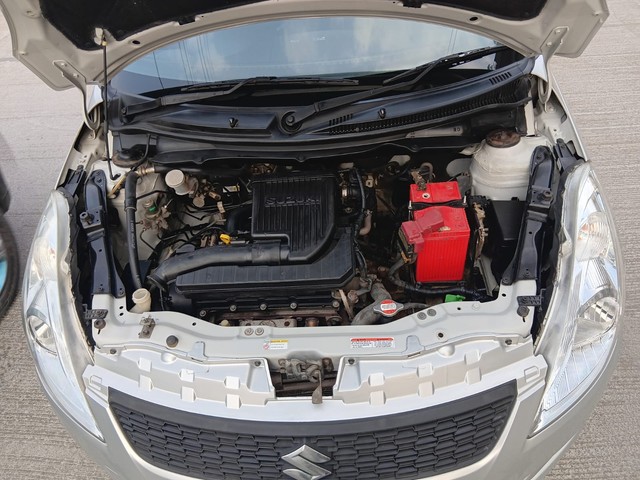 Second-hand 2015 Maruti Suzuki Swift VXI for sale in Indore-5