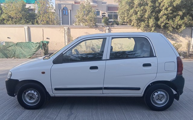 Second-hand 2011 Maruti Suzuki Alto 800 LXi for sale in Indore-2
