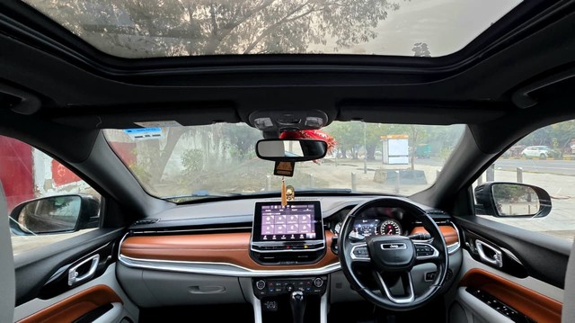 Second-hand 2022 Jeep Compass 1.4 Limited Opt DCT BSVI for sale in New Delhi-4