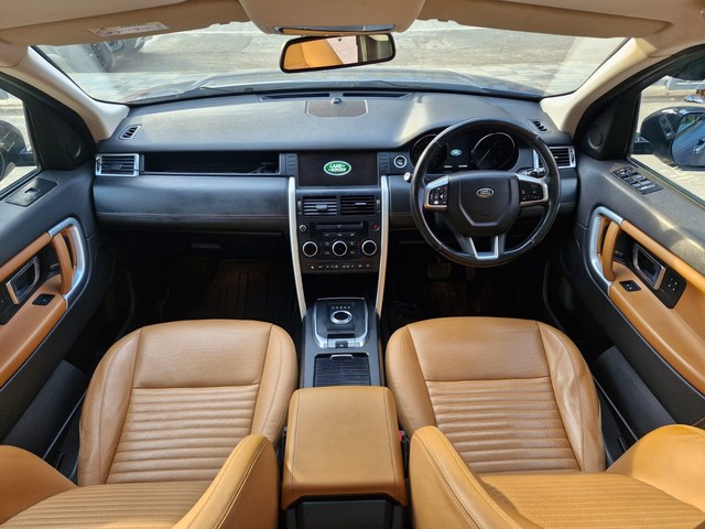 Second-hand 2018 Land Rover Discovery Sport TD4 HSE Luxury for sale in Mumbai-8