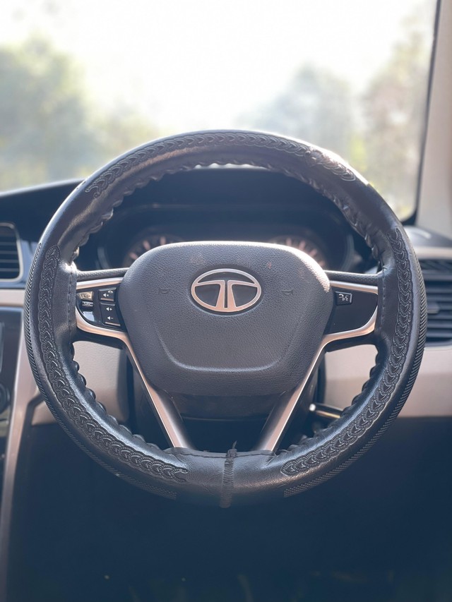 Second-hand 2015 Tata Zest Revotron 1.2T XM for sale in New Delhi-7