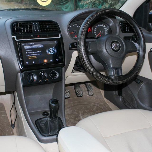 Volkswagen Vento Petrol Comfortline Second-hand 2012 Volkswagen Vento Petrol Comfortline for sale in Ahmedabad-8