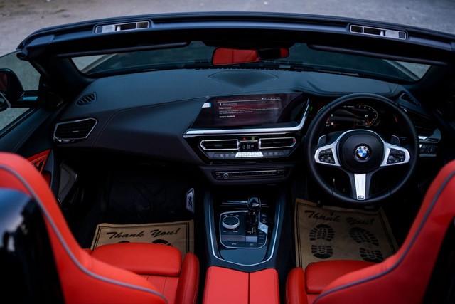 Second-hand 2025 BMW Z4 M40i for sale in New Delhi-10