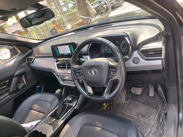 Second-hand 2022 Tata Safari XZA Plus AT BSVI for sale in New Delhi-10