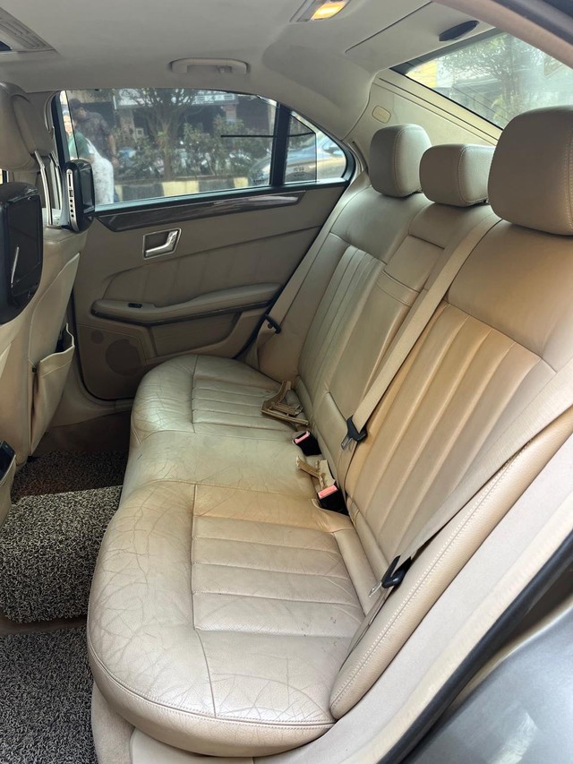 Second-hand 2011 Mercedes-Benz E-Class E 200 CGI Avantgarde for sale in Virar-10