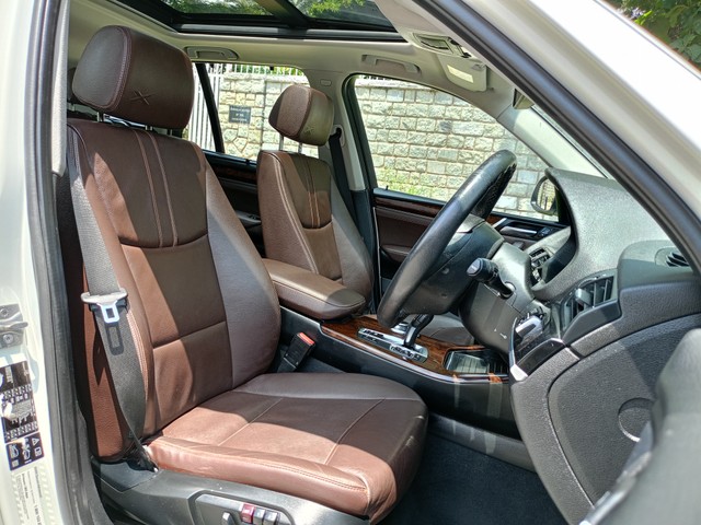 Second-hand 2016 BMW X3 xDrive20d xLine for sale in Bangalore-4