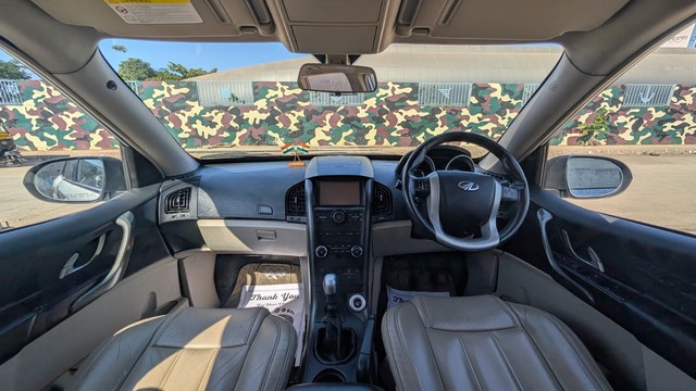 Second-hand 2017 Mahindra XUV500 R W10 FWD for sale in Kalyan-7