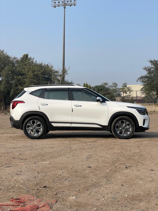 Second-hand 2024 Kia Seltos HTX for sale in New Delhi-1