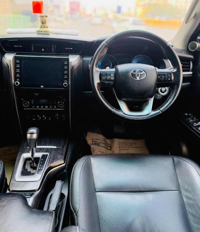 Second-hand 2021 Toyota Fortuner 4X4 Diesel AT BSVI for sale in Rajkot-15