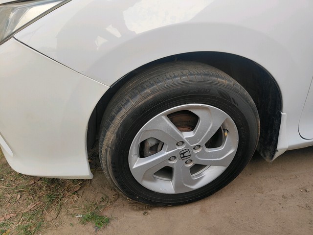 Second-hand 2016 Honda City i VTEC V for sale in Ludhiana-4