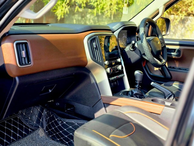 Second-hand 2023 Mahindra Scorpio S for sale in Nashik-11