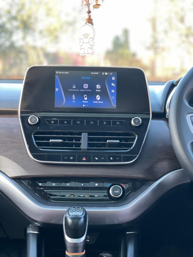 Second-hand 2022 Tata Harrier XTA Plus AT BSVI for sale in New Delhi-14