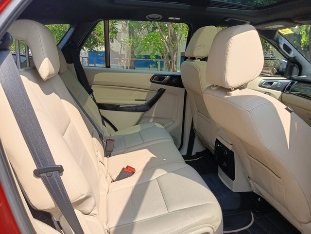 Second-hand 2019 Ford Endeavour 2.2 Titanium AT 4X2 for sale in Bangalore-12
