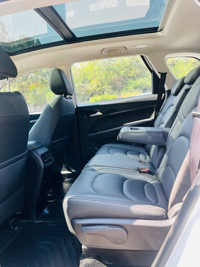 Second-hand 2019 MG Hector Sharp Diesel MT BSIV for sale in New Delhi-7