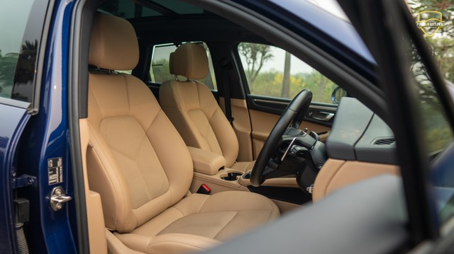 Second-hand 2024 Porsche Macan S for sale in New Delhi-3