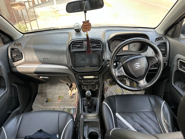 Second-hand 2017 Maruti Vitara Brezza ZDi for sale in Jaipur-3