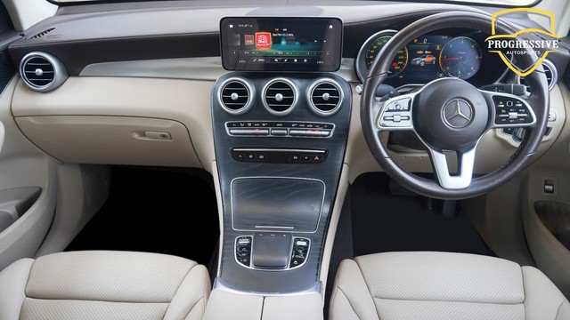 Second-hand 2023 Mercedes-Benz GLC Coupe 300d 4MATIC BSVI for sale in New Delhi-2