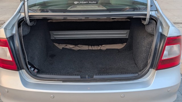 Second-hand 2015 Skoda Rapid 1.5 TDI Ambition Plus for sale in Kalyan-12