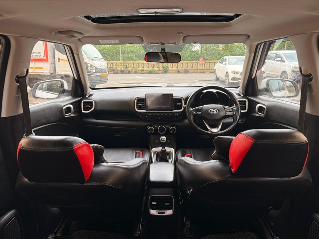 Second-hand 2020 Hyundai Venue SX Diesel for sale in Thane-12