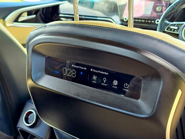 Second-hand 2022 Kia Carens Luxury Plus Diesel AT 6 STR BSVI for sale in Nashik-9