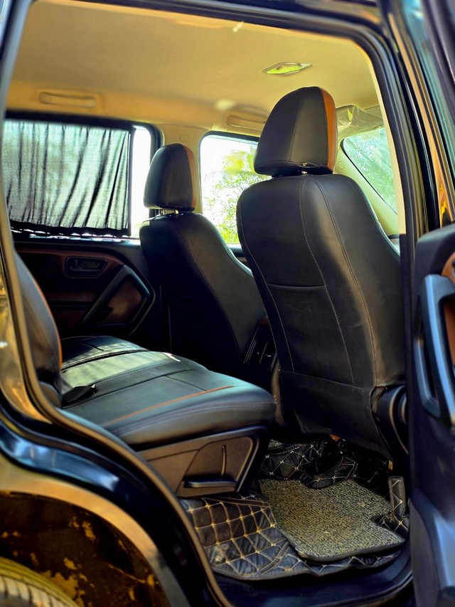 Second-hand 2023 Mahindra Scorpio S for sale in Nashik-7