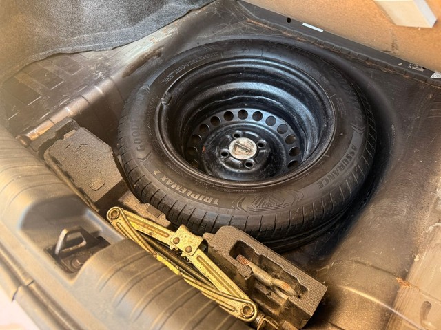 Second-hand 2014 Honda Amaze S i-Dtech for sale in Thane-16