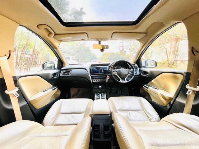 Second-hand 2018 Honda City i-VTEC VX for sale in New Delhi-13