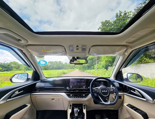 Second-hand 2022 Kia Carens Luxury Plus Diesel AT 6 STR BSVI for sale in Nashik-6