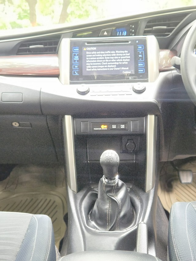 Second-hand 2019 Toyota Innova Crysta 2.7 VX MT BSIV for sale in New Delhi-5