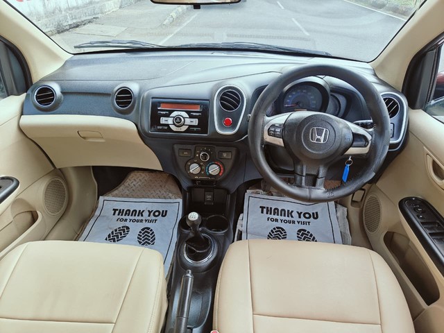 Second-hand 2015 Honda Brio S MT for sale in Navi Mumbai-9