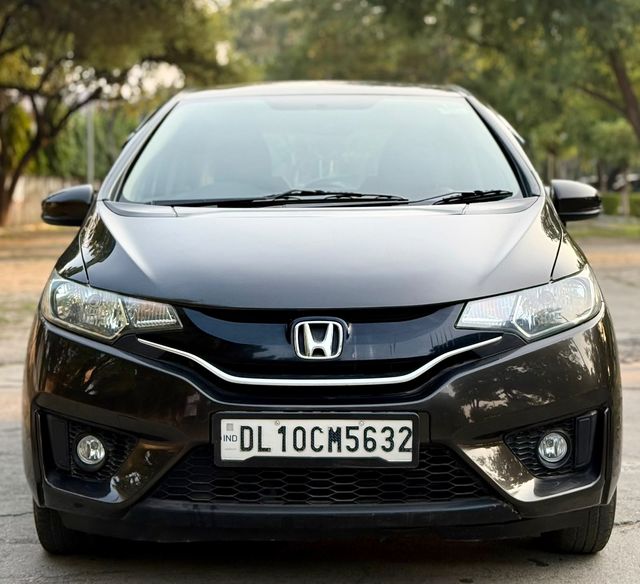 Honda Jazz V Second-hand 2019 Honda Jazz V for sale in New Delhi