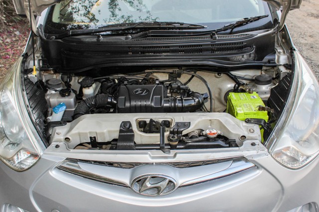 Second-hand 2013 Hyundai EON Magna Plus for sale in Ahmedabad-4