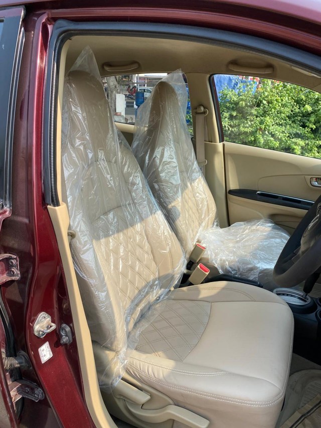 Second-hand 2016 Honda Amaze VX AT i-Vtech for sale in New Delhi-12