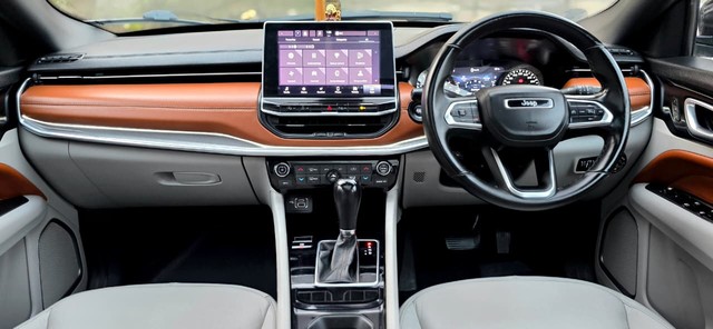 Second-hand 2022 Jeep Compass 1.4 Limited Opt DCT BSVI for sale in New Delhi-11