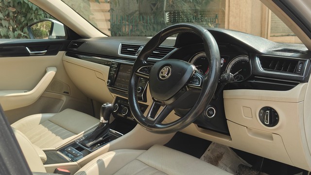 Second-hand 2017 Skoda Superb LK 1.8 TSI AT for sale in Thane-29