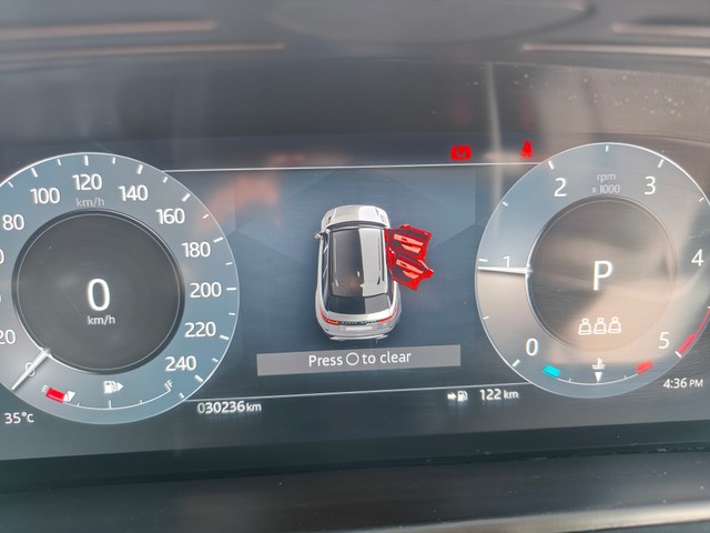 Land Rover Range Rover Velar Dynamic HSE Diesel Second-hand 2024 Land Rover Range Rover Velar Dynamic HSE Diesel for sale in Gurgaon-9