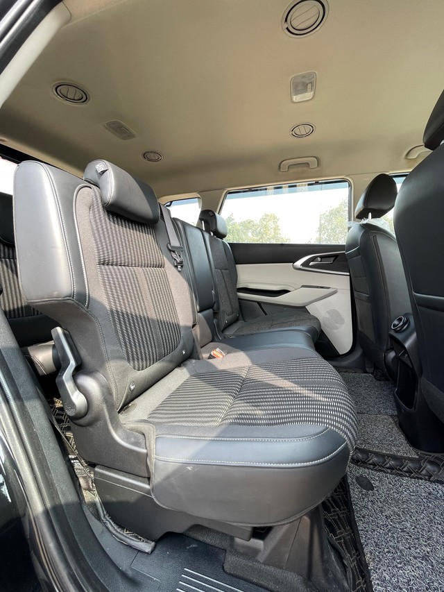 Second-hand 2023 Kia Carens Prestige Plus DCT BSVI for sale in New Delhi-13