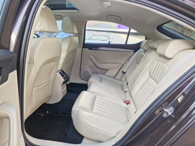 Second-hand 2017 Skoda Superb Style 1.8 TSI AT for sale in Mumbai-14