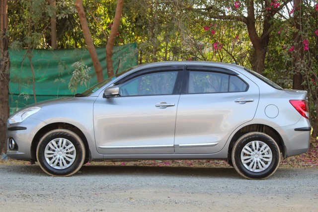 Second-hand 2023 Maruti Suzuki Swift Dzire VXI for sale in Ahmedabad-5