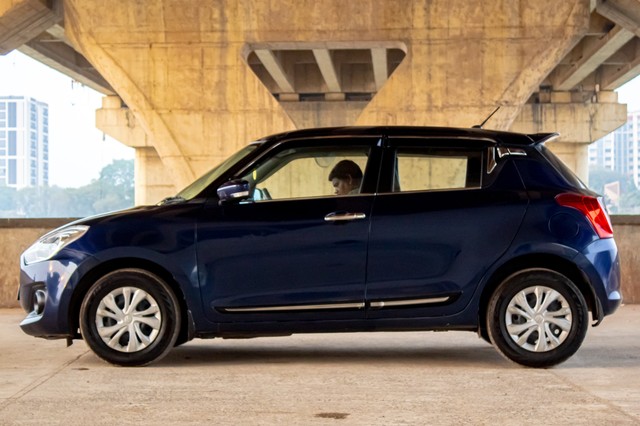 Second-hand 2021 Maruti Swift VXI BSVI for sale in Ahmedabad-3